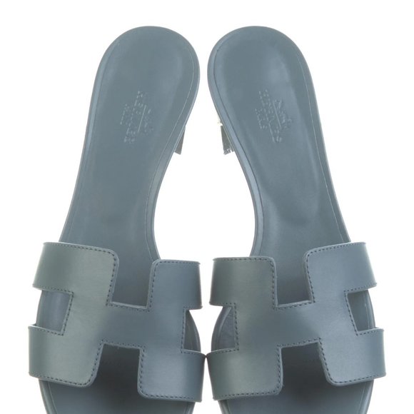 HERMÈS Oasis Leather Slides - Picture 4 of 5